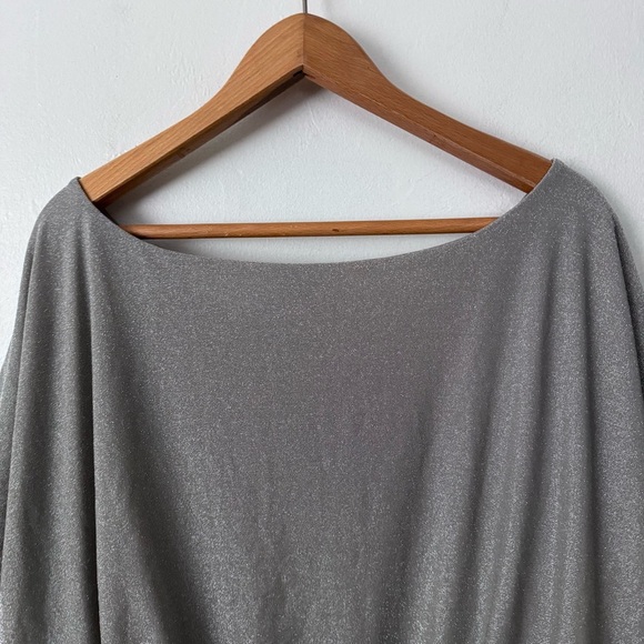 NWT Express Silver sparkly drapey blouse Size XL - Picture 6 of 9